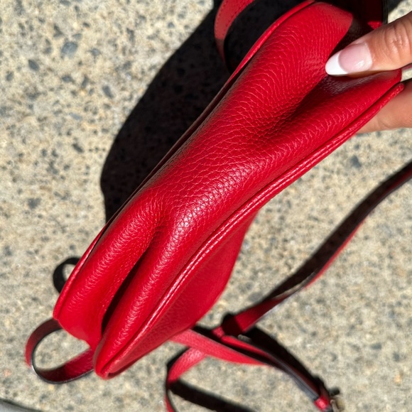 Gucci red purse like NEW - Soho Disco Crossbody Bag Leather Small - Picture 6 of 8